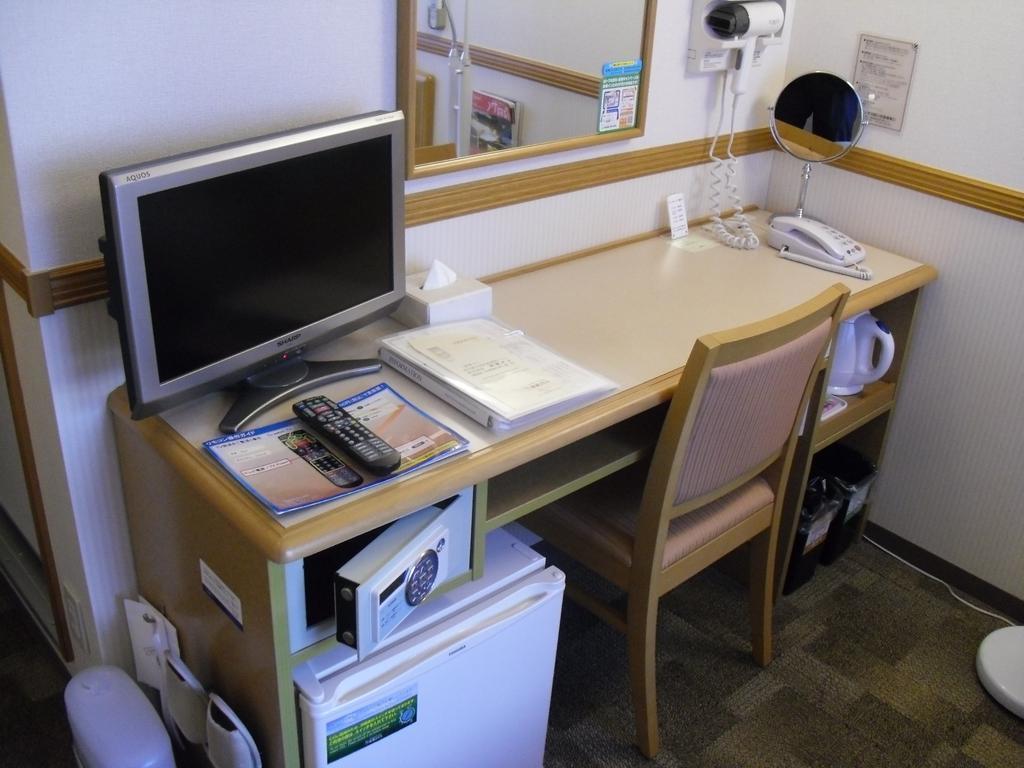 Toyoko Inn Hokkaido Kushiro Juji-Gai Kültér fotó
